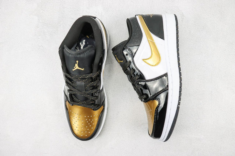 AIR JORDAN 1 LOW SE GS GOLD TOE