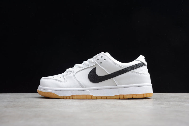 DUNK LOW ORANGE LABEL WHITE