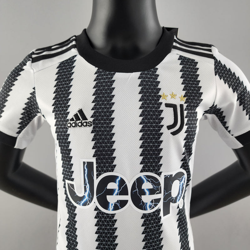 Conjunto Infantil Juventus 2022/23 - Home - ResPeita Sports 