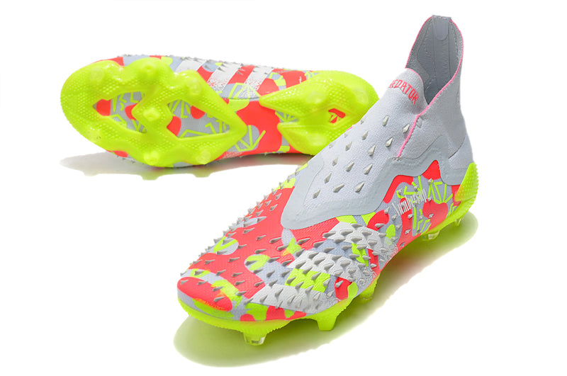 Chuteira Adidas PREDATOR FREAK