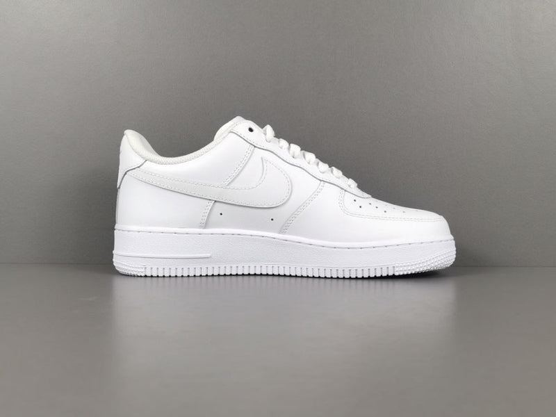 AIR FORCE 1 07 WHITE