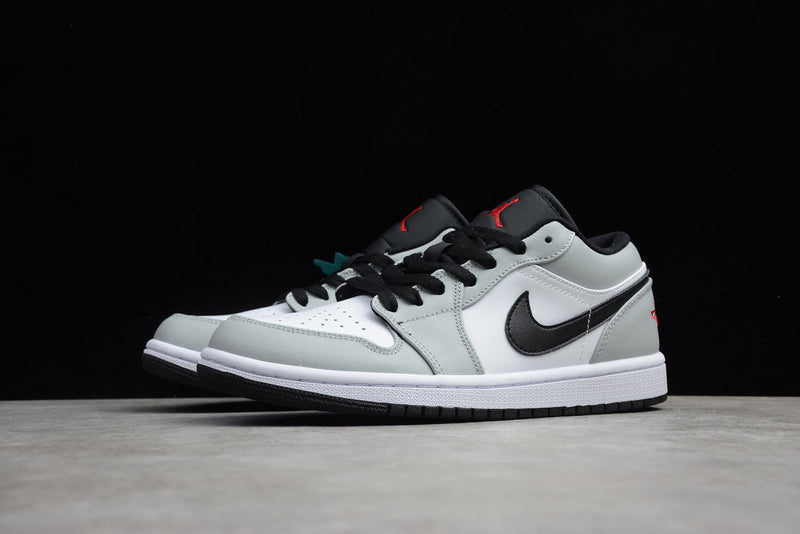 AIR JORDAN 1 LOW LIGHT SMOKE GREY