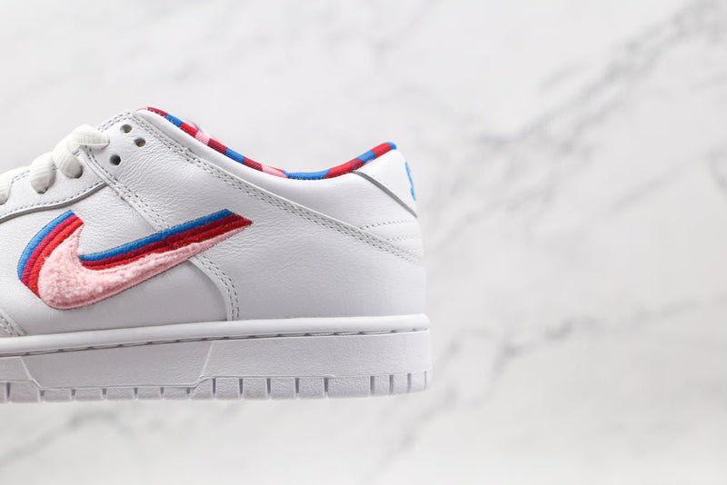 DUNK LOW PARRA