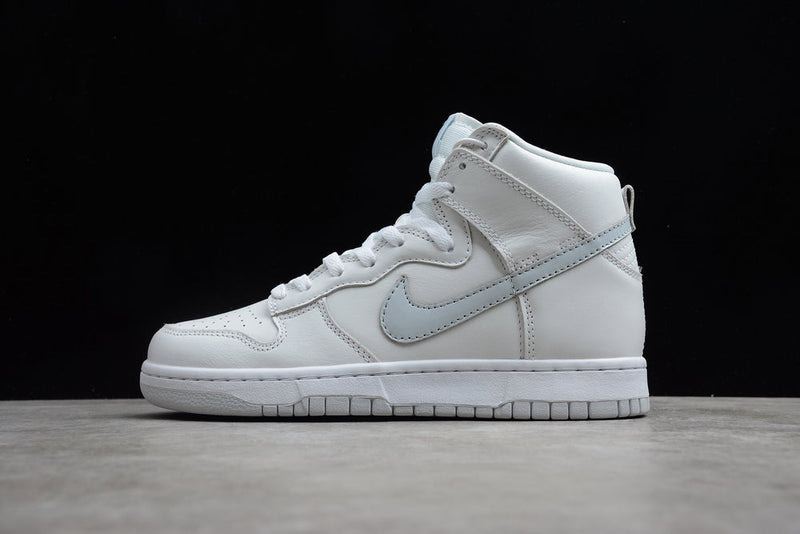 DUNK HIGH PURE PLATINUM