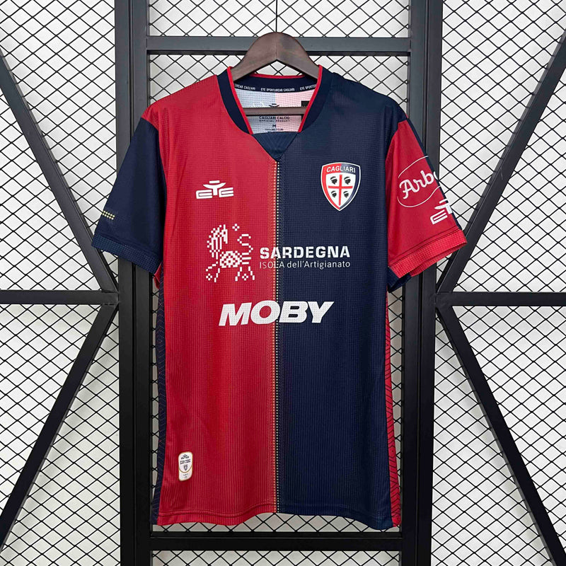 CAMISA DO CAGLIARI 24/25 AZUL E VERMELHO