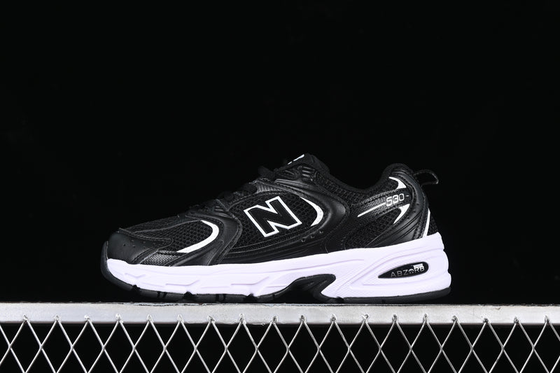 New Balance 530 Preto e branco