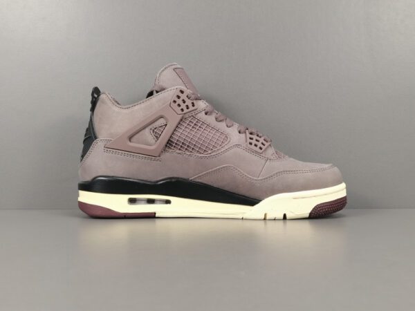 AIR JORDAN 4  A MA MANIERE