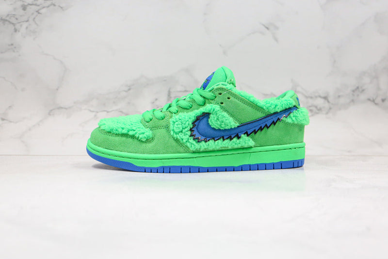 SB DUNK LOW GRATEFUL DEAD GREEN SPARK