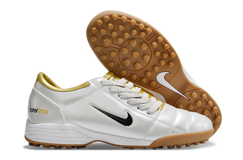 Chuteira NIKE TOTAL 90 Society Branco, dourado e preto