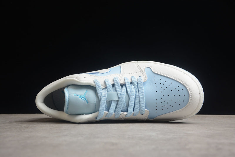 AIR JORDAN 1 LOW REVERSE ICE BLUE