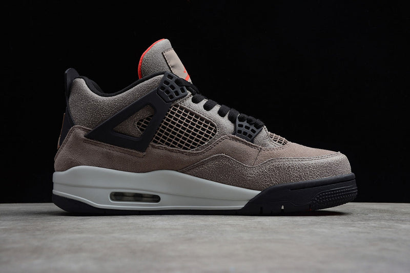 AIR JORDAN 4 TAUPE HAZE