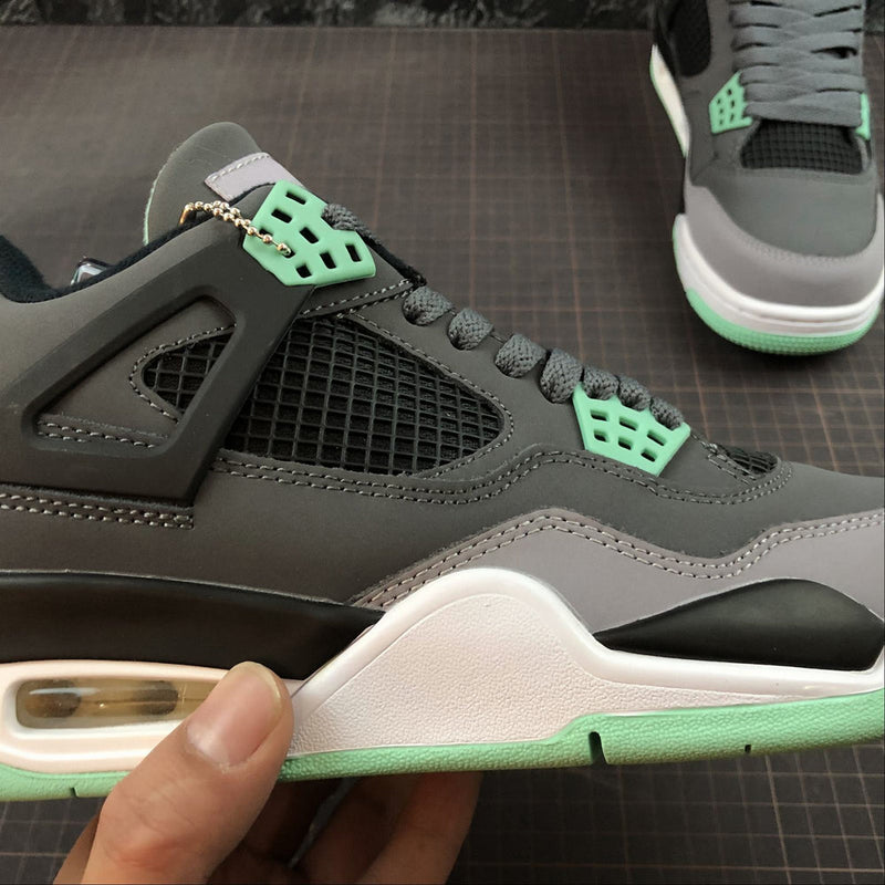 AIR JORDAN 4 RETRO GREEN GLOW