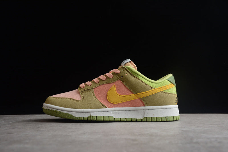 DUNK LOW NEXT NATURE SUN CLUB ARCTIC ORANGE