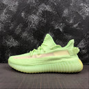 YEEZY BOOST V2 GLOW IN THE DARK