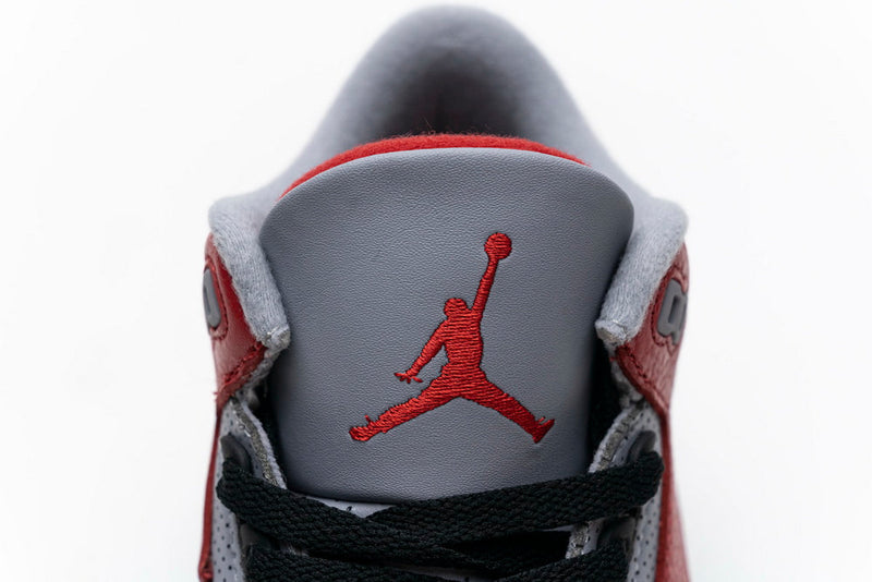 AIR JORDAN 3 RETRO RED CEMENT