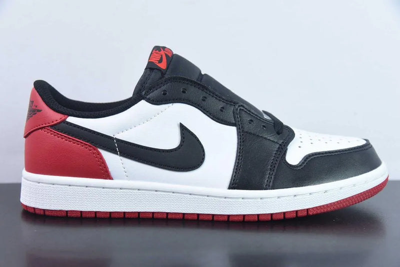 AIR JORDAN 1 LOW BLACK TOE RETRO