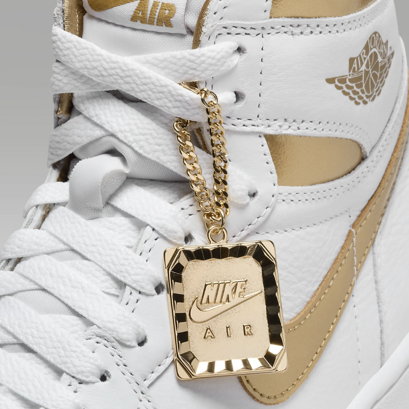 AIR JORDAN 1 HIGH RETRO OG METALLIC GOLD