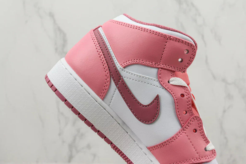 AIR JORDAN 1 MID VALENTINE´S DAY