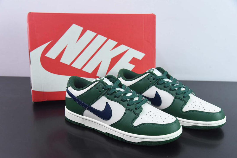 DUNK LOW GORGE GREEN MIDNIGHT NAVY