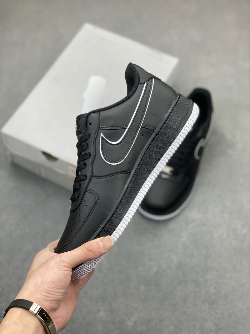 AIR FORCE 1 07 BLACK CAUSAL