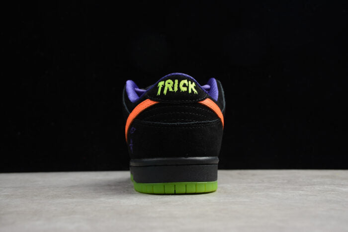 DUNK LOW NIGHT OF MISCHIEF HALLOWEEN