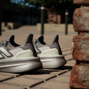 Adidas Ultraboost 5 'Cinza'