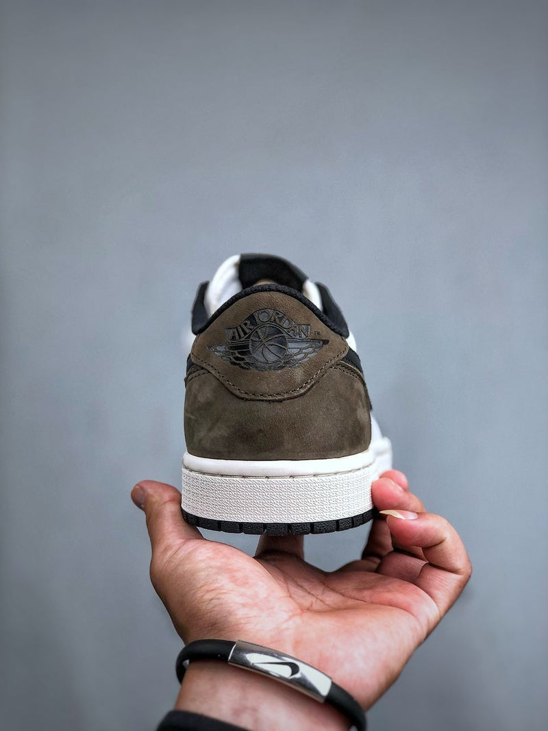 AIR JORDAN 1 RETRÔ LOW OG MOCHA