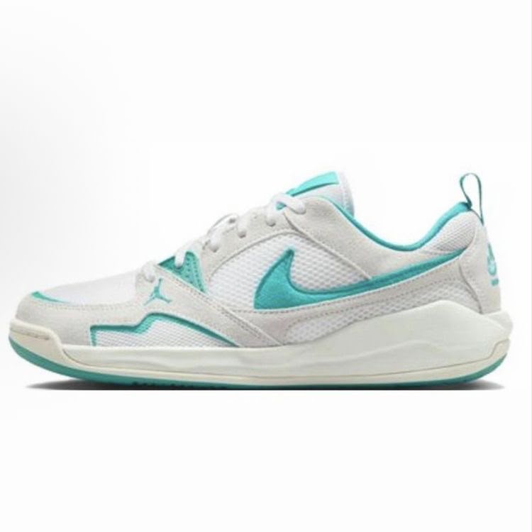 NIKE JORDAN CMFT BRANCO E VERDE