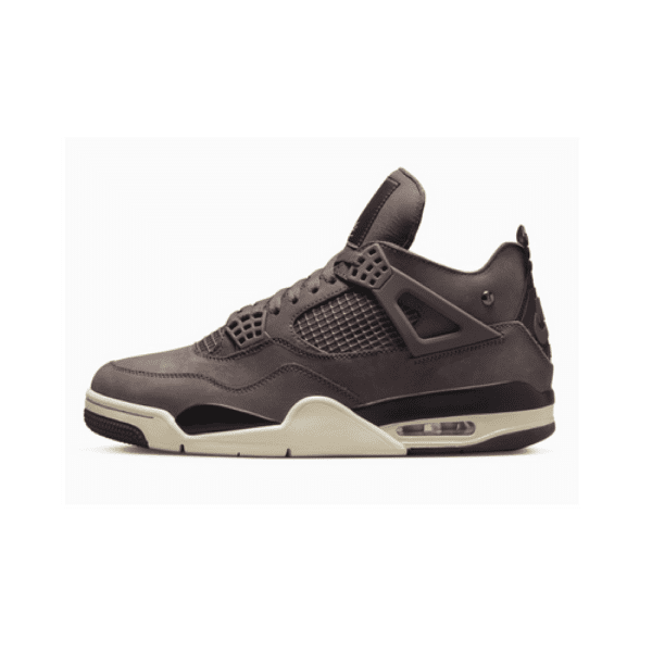 AIR JORDAN 4  A MA MANIERE