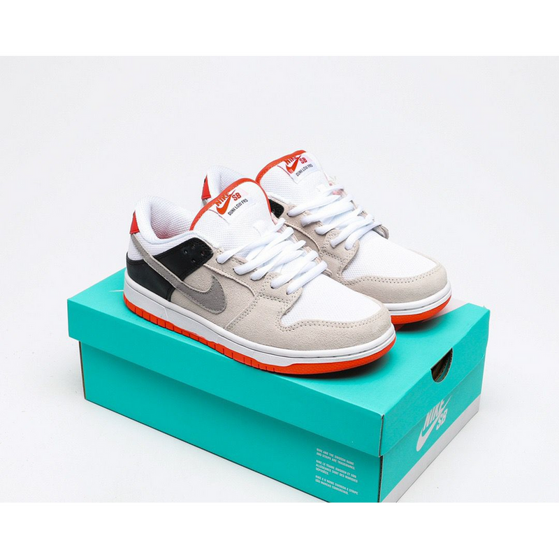 DUNK LOW INFRARED ORANGE LABEL