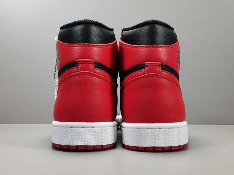 AIR JORDAN 1 HIGH RETRO OG BRED BANNED 2016