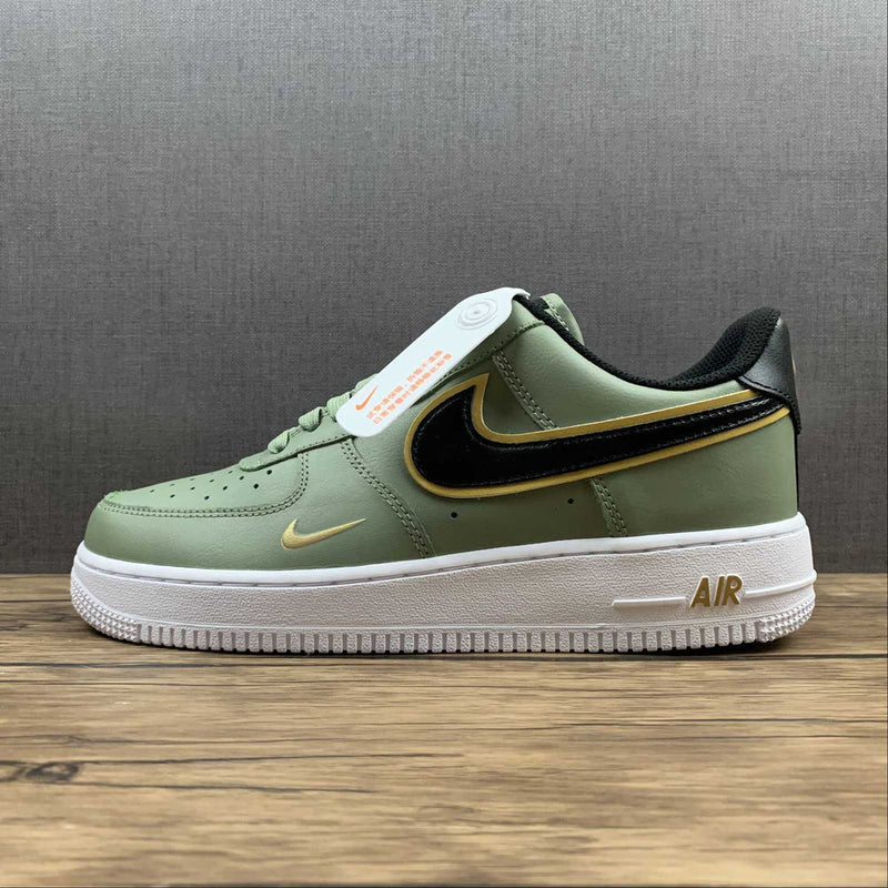 AIR FORCE 1 07 LV8 METALLIC SWOOSH PACK