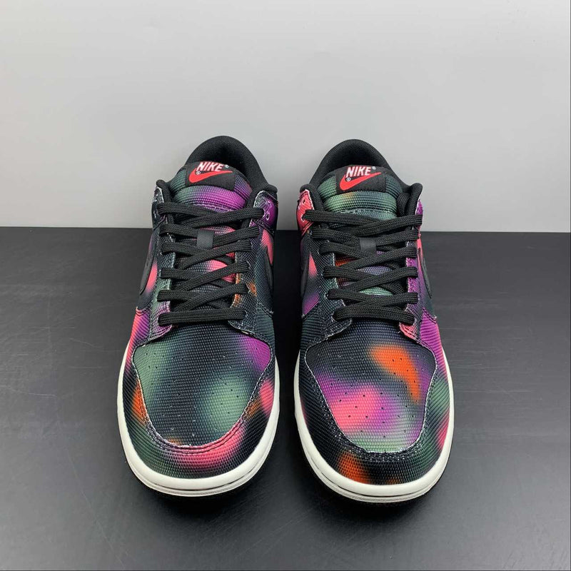 DUNK LOW GRAFFITI PINK