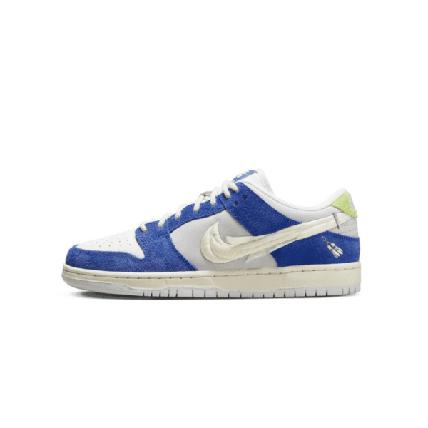 DUNK LOW IFLY STREETWEAR