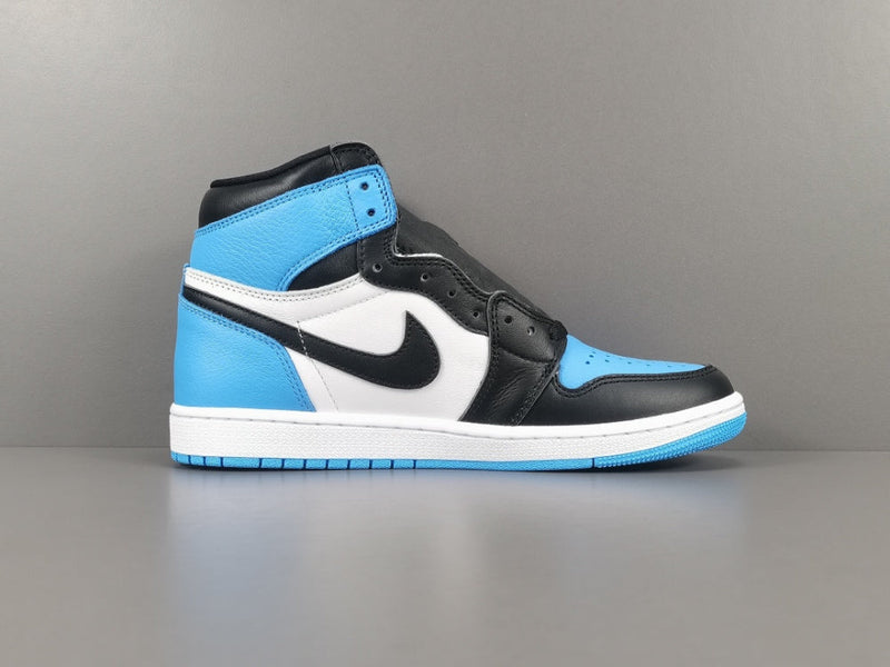 AIR JORDAN 1 HIGH RETRO UNC TOE