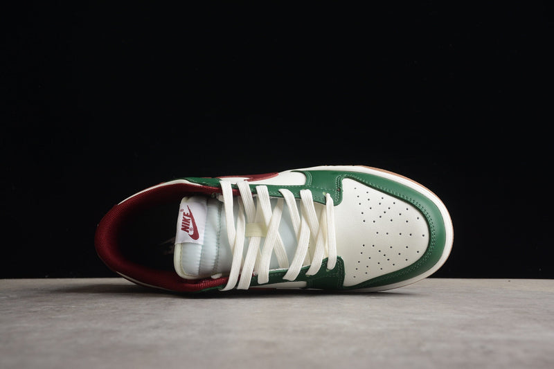 DUNK LOW GEORGE GREEN