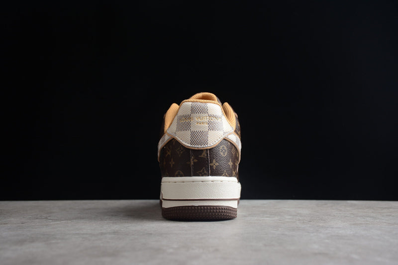 AIR FORCE 1 X LOUIS VUITTON ( COM MALETA)