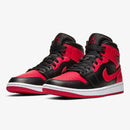 AIR JORDAN 1 MID BANNED 2020