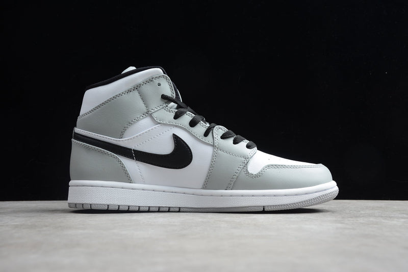 AIR JORDAN 1 MID SMOKE GREY