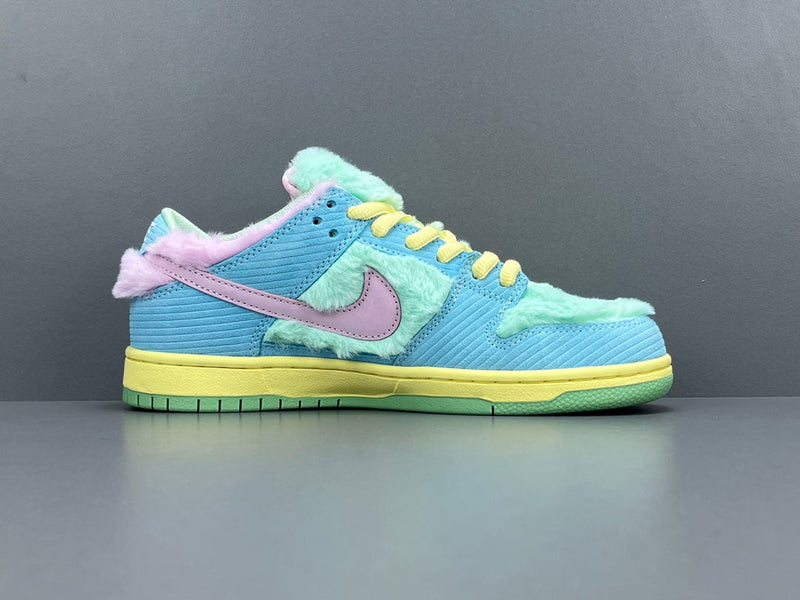 VERDY X Nike  DUNK SB VISTY