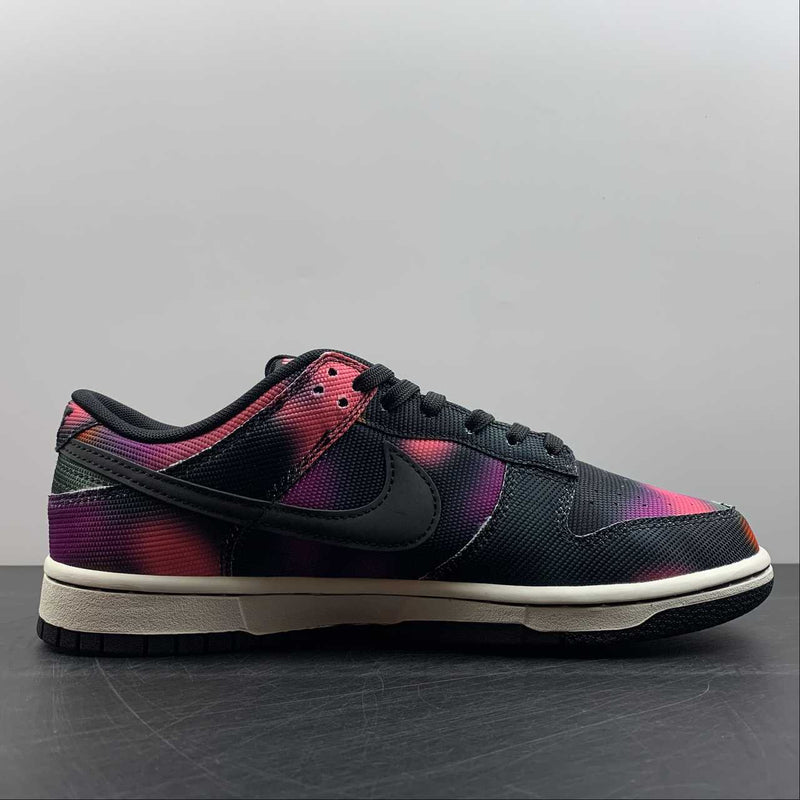 DUNK LOW GRAFFITI PINK