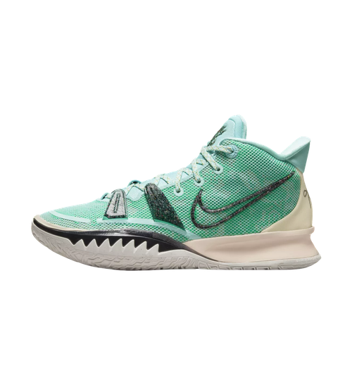 Nike Kyrie 7 'Copa'