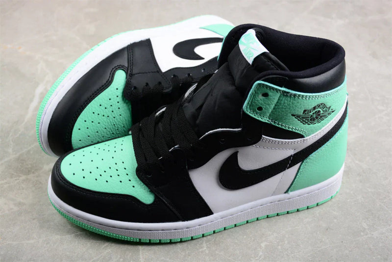 AIR JORDAN 1 RETRO HIGH OG GREEN GLOW